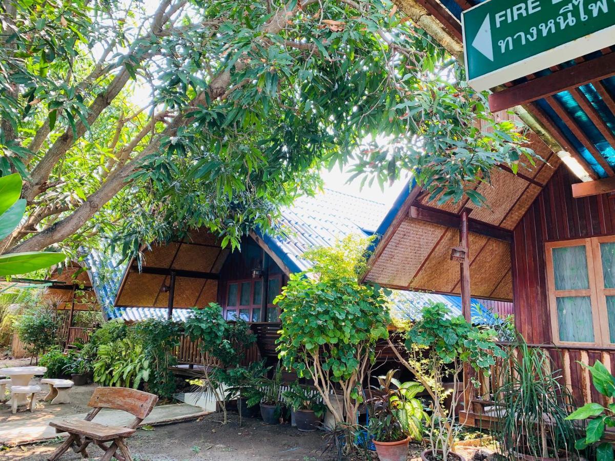 Ruennamyen Resort Amphawa Samut Songkhram Zewnętrze zdjęcie