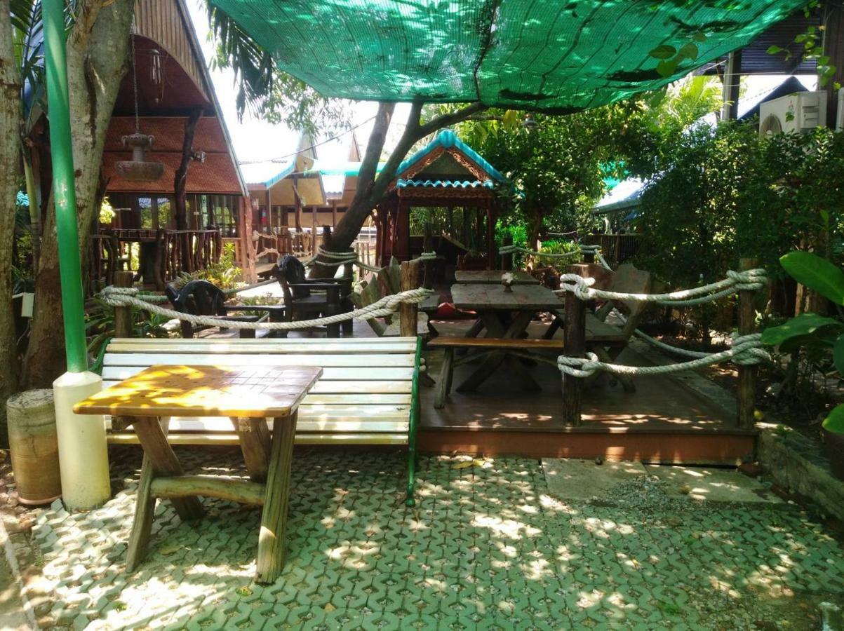 Ruennamyen Resort Amphawa Samut Songkhram Zewnętrze zdjęcie
