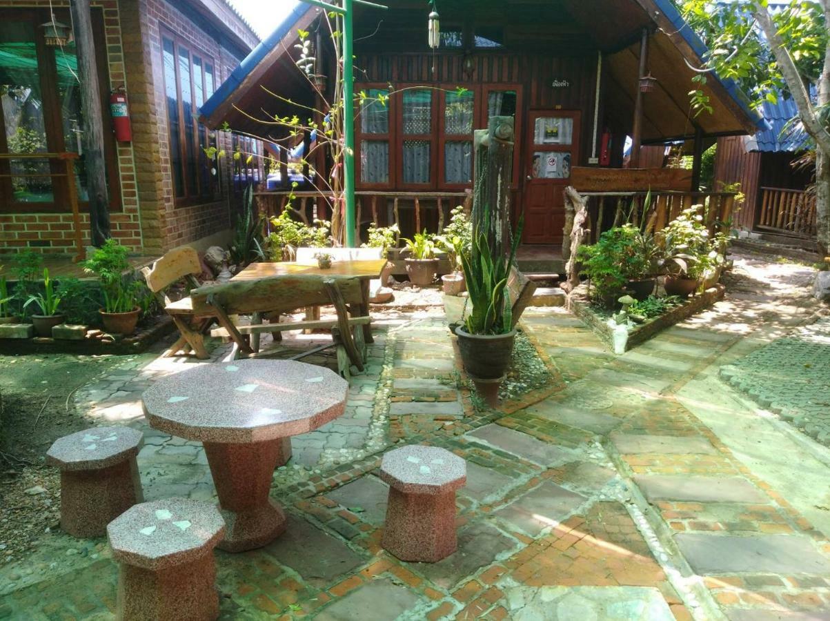 Ruennamyen Resort Amphawa Samut Songkhram Zewnętrze zdjęcie